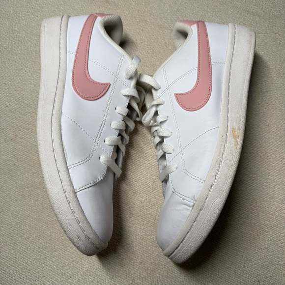 Nike Court Royal White and Pink Sneakers Classic Design - Picture 6 of 9